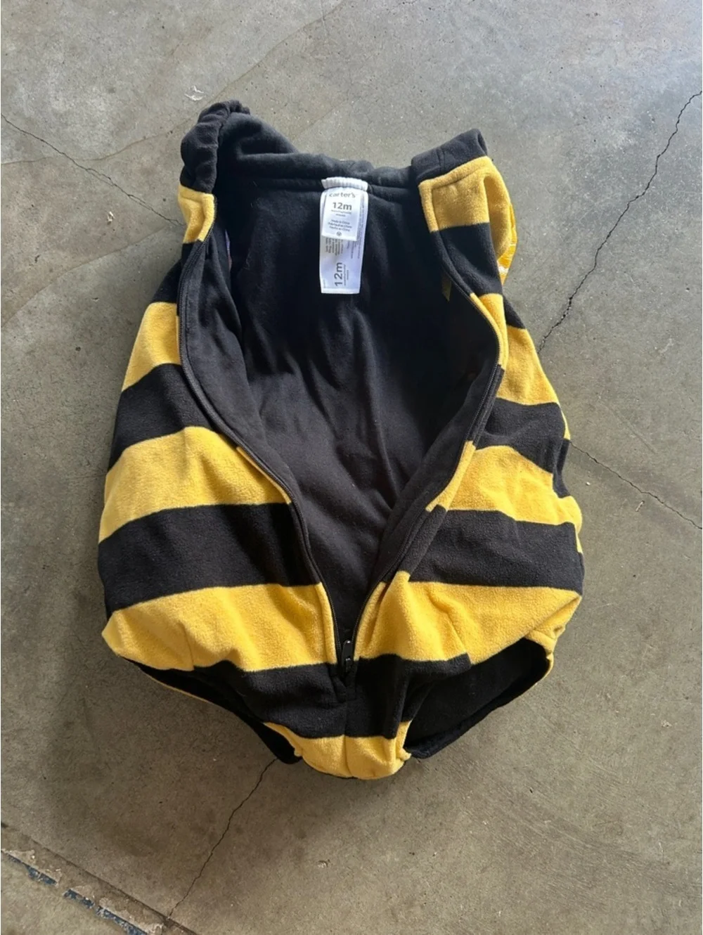 Carter’s Infant Bumblebee Zip Front One Piece Costume | Size 12 months